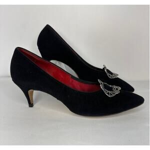 Vintage Black velvet red lining heels with floral wreath metal accent size 7,5